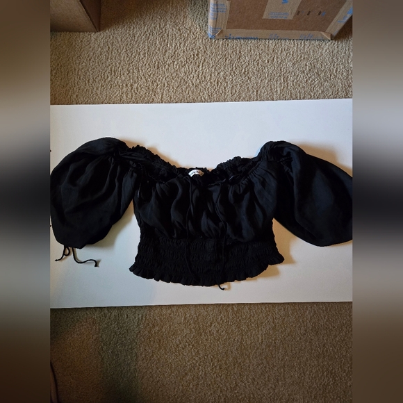 Abercrombie & Fitch Tops - Crop top